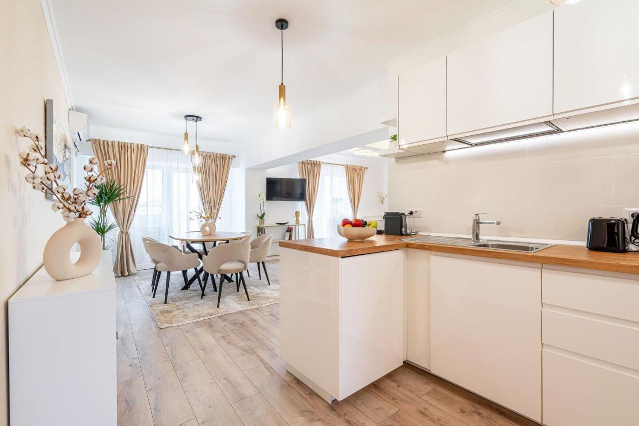 Style And View Bucharest City Center Aparthotel Екстер'єр фото