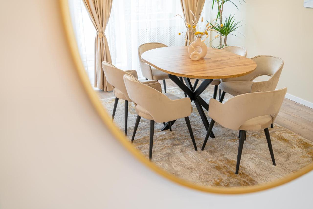 Style And View Bucharest City Center Aparthotel Екстер'єр фото