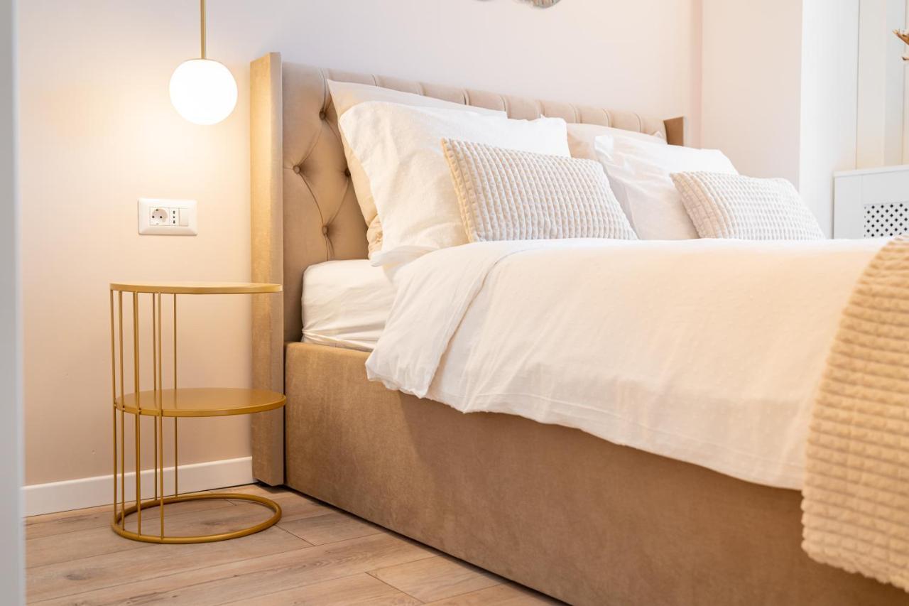 Style And View Bucharest City Center Aparthotel Екстер'єр фото